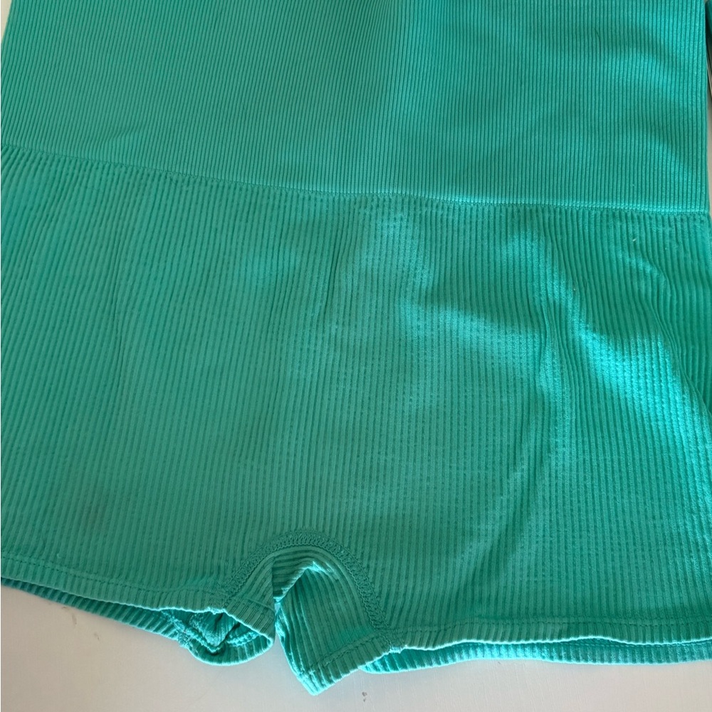 Colsie Green Bike Shorts with Elastic Waistband